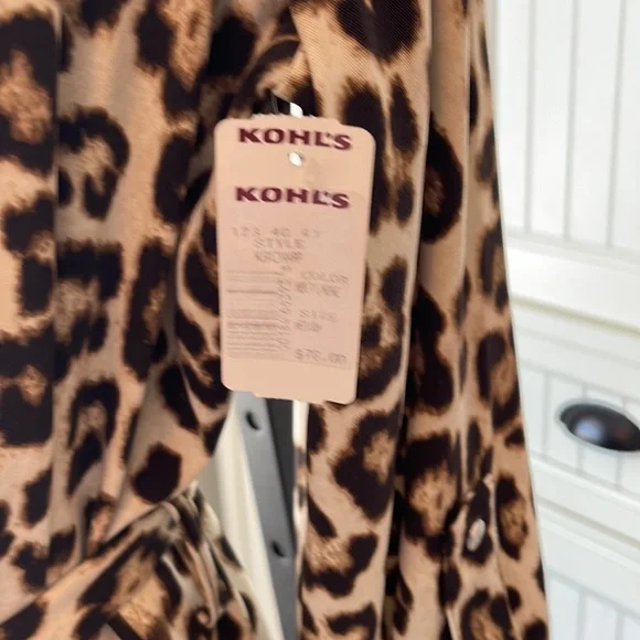 COPY - Beautiful leopard print trench coat - Picture 2 of 3